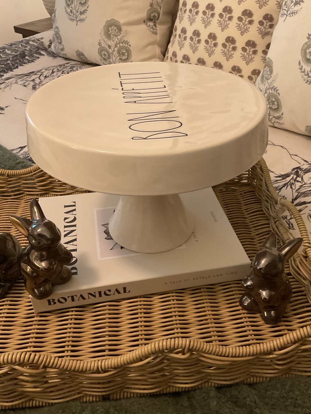 Rae Dunn BON APPÉTIT Pedestal Cake Stand - Picture 4 of 9